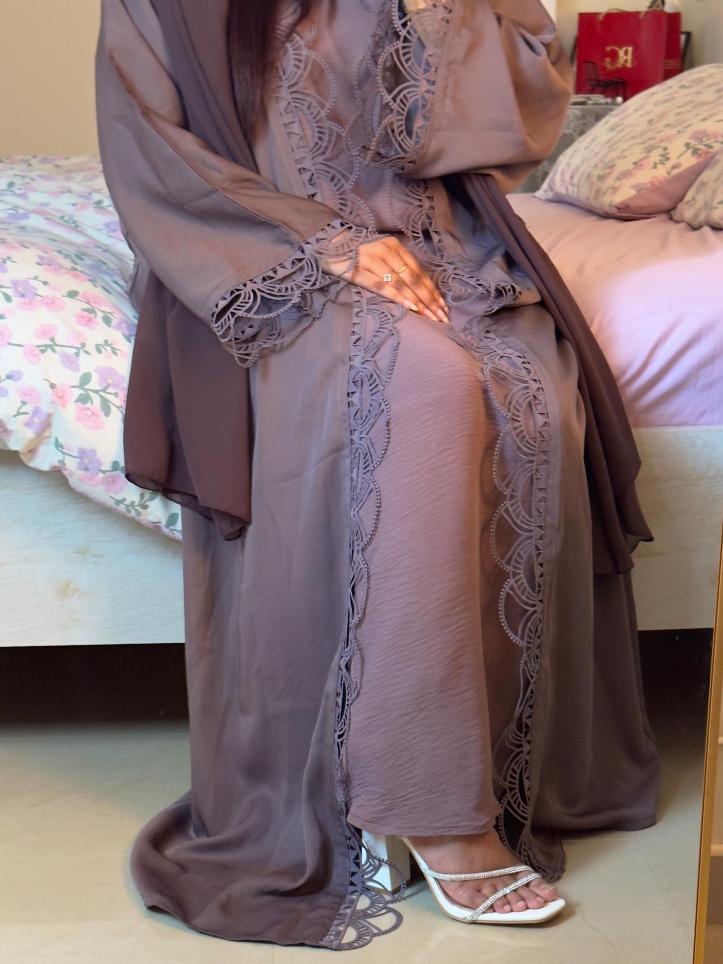 Mauve Abaya